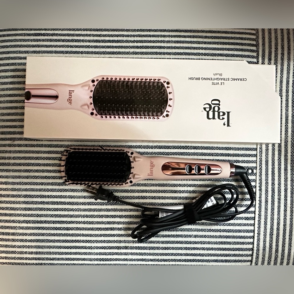 Le Vite Straightening Brush -Brand New